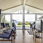 Elfi - 30m From The Sea By Interhome *