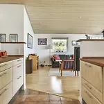 Dom wakacyjny Elfi - 30m From The Sea By Interhome Bro (Funen)